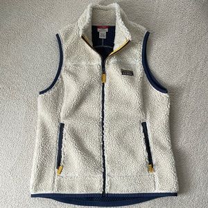 Like new Womens L.L. Bean Mountain Pile Fleece Vest, Medium